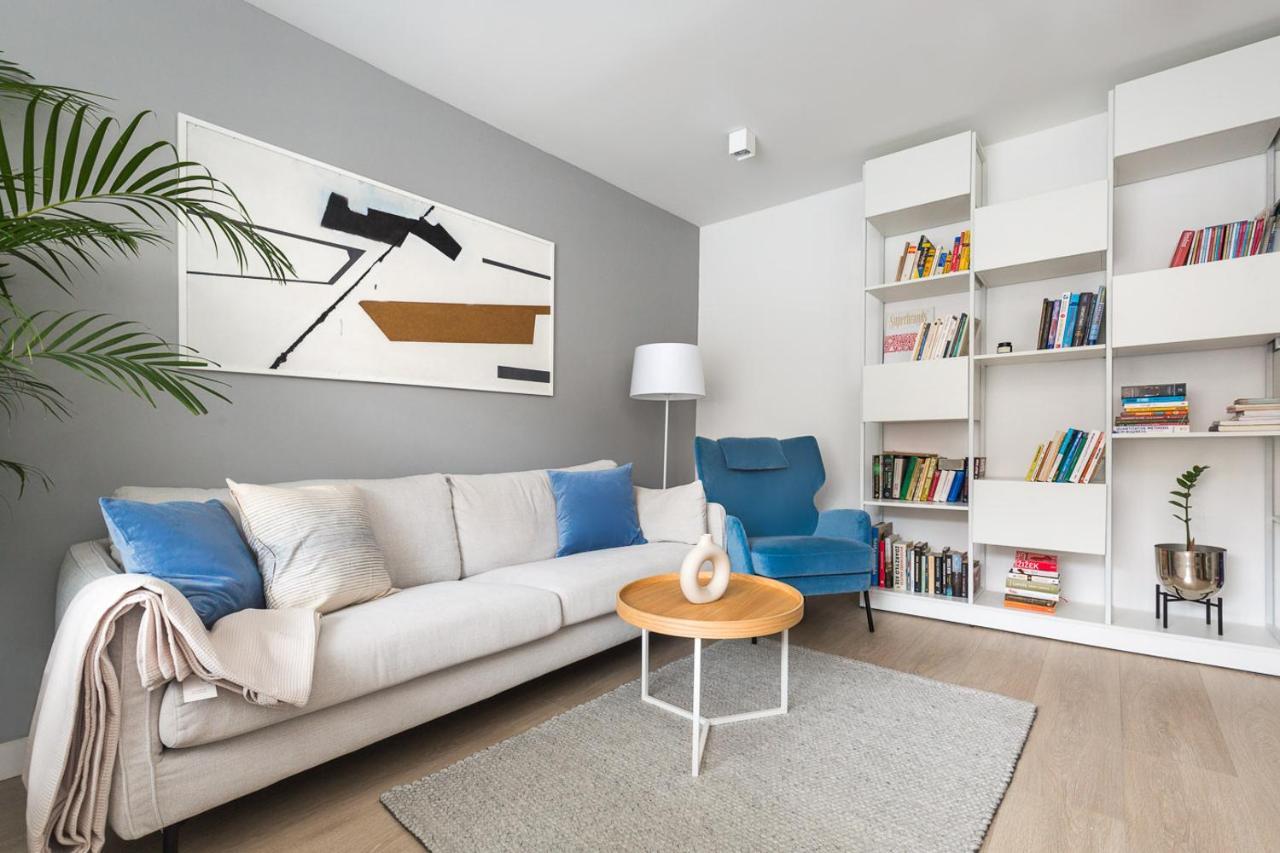 Apartament Bielany 3 Min From Metro With 5-Meals Per Day Diet Catering, Air Conditioning And Free Parking ワルシャワ エクステリア 写真